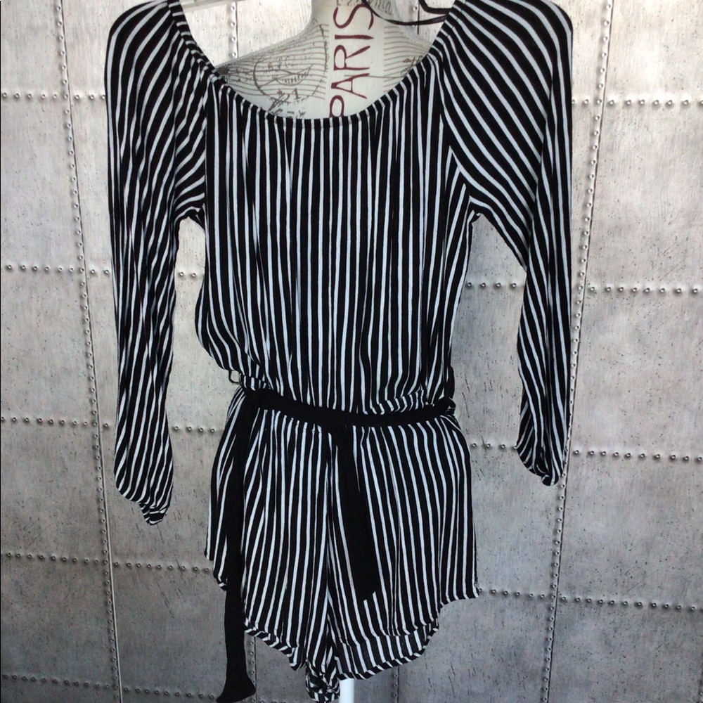 Romper - Picture 3 of 3